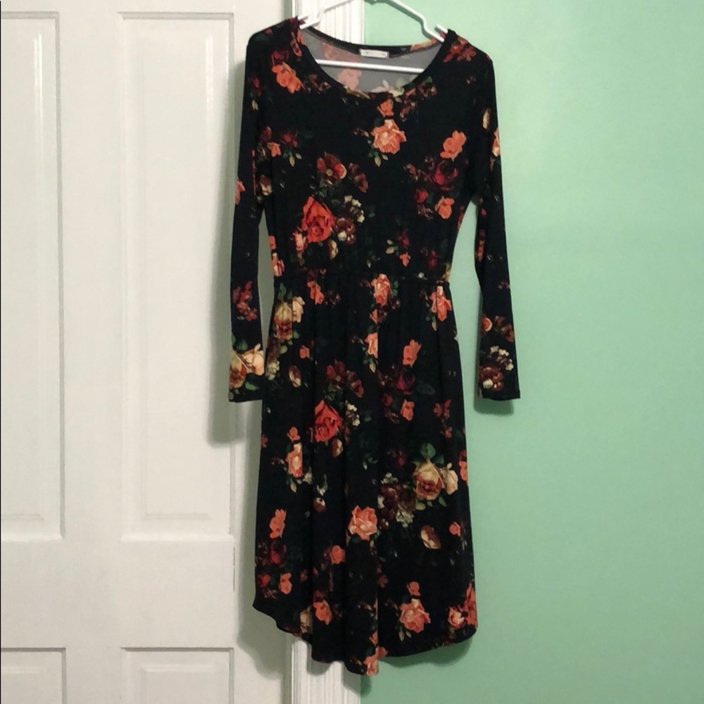 Floral long sleeve dress